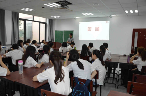 飛力達：與上海海關(guān)學院課程合作II